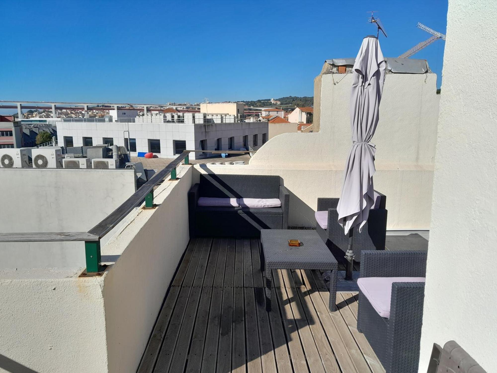 Apartamento sobre o Rio Lisboa Exterior foto