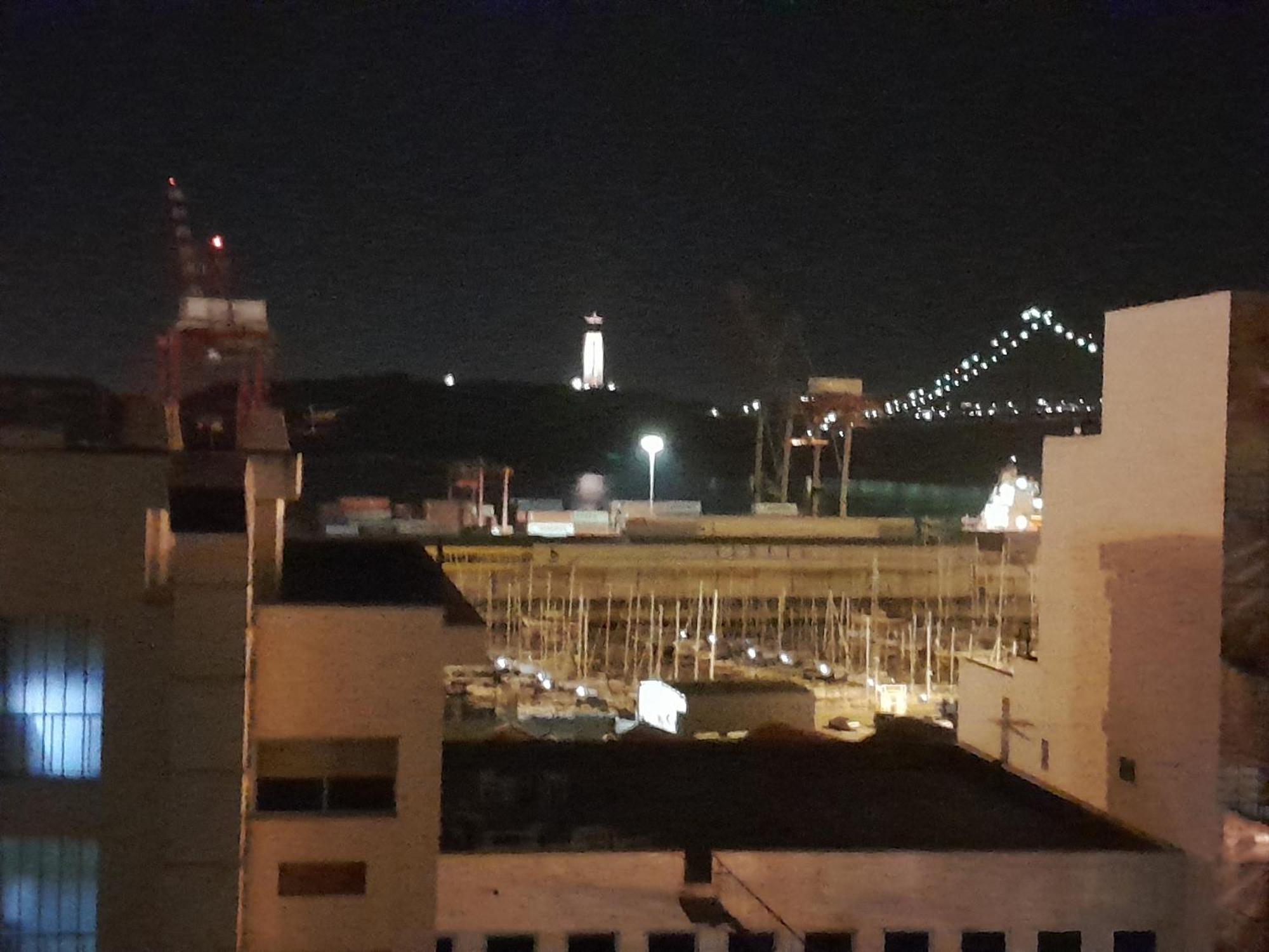 Apartamento sobre o Rio Lisboa Exterior foto